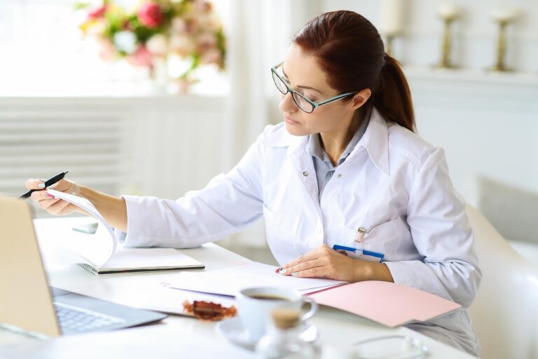 Soins à domicile : dans quels cas faire appel à un infirmier libéral ?